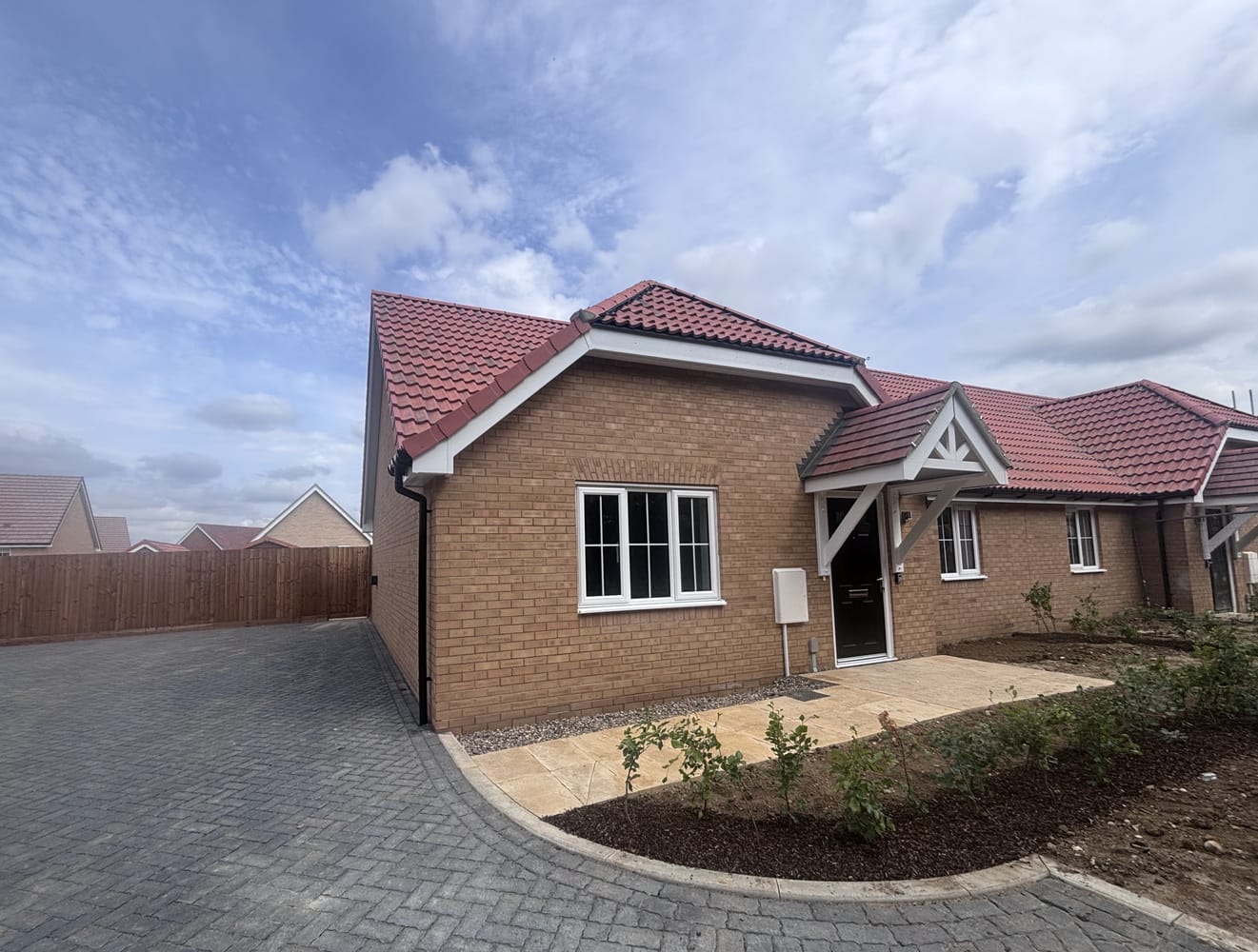 Sunflower Close, Thurston